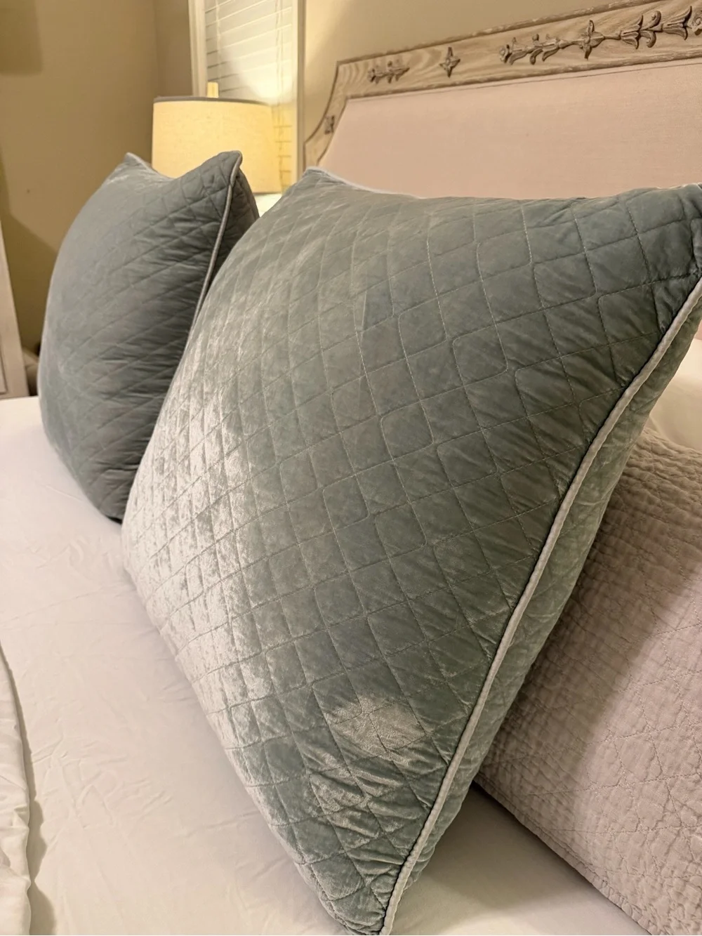 Bella Notte soft gray